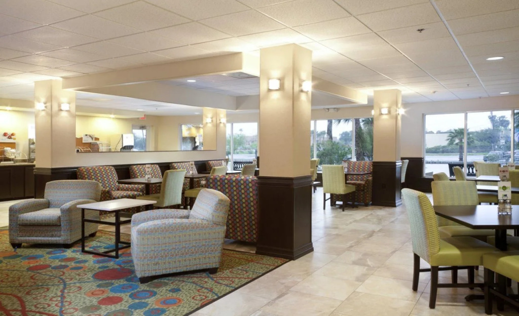 Holiday Inn Express Hotel and Suites Brownsville by IHG