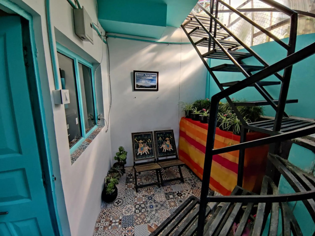 Breeze 2BHK By Wabi Sabi Stays Mall Road 5 Mins Walk