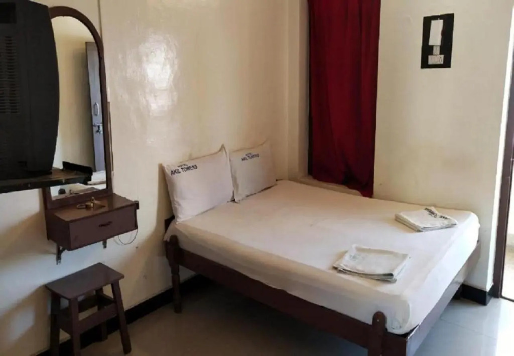 Hotel Akil Towers
