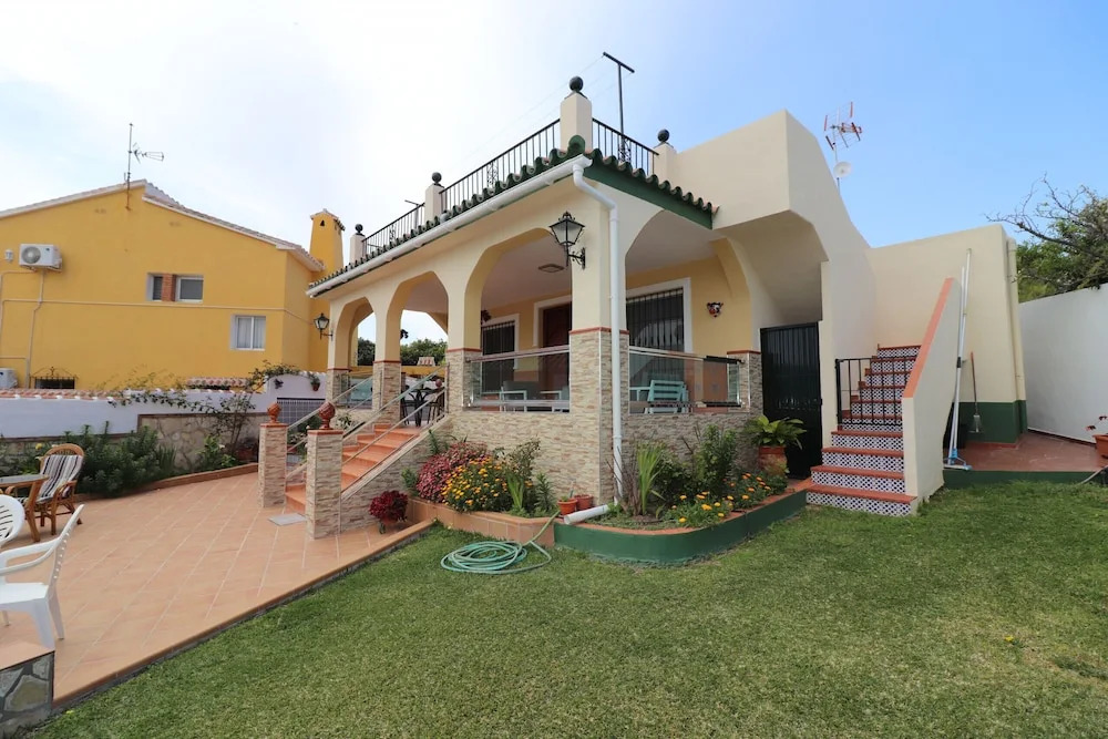 1107 Villa Salares
