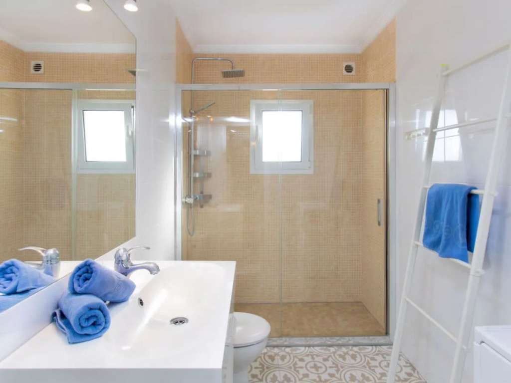 Apartment Via Real Nerja