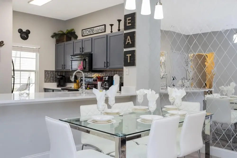 8553 Stunning House Close to Animal Kingdom