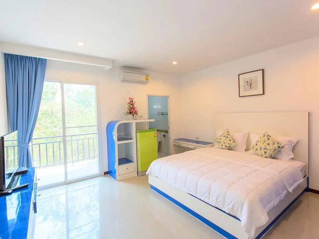 Baan Nam Poon Resort