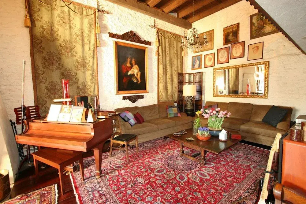 Alpenhof Bed & Breakfast