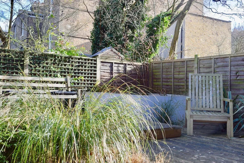 2 Bedroom Garden Flat Lower Holloway