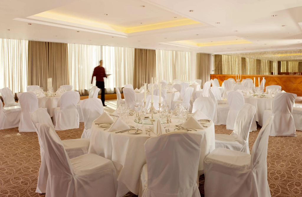 Royal Garden Hotel