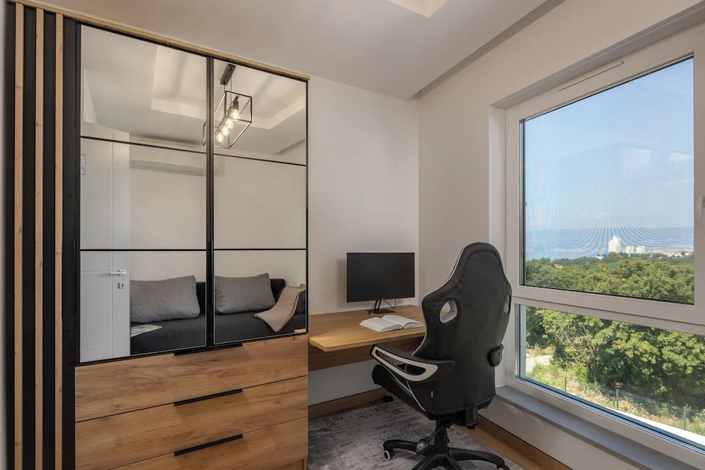 Seaview Apartment Kostrena Two