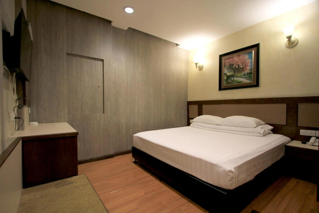 Ming Paragon Hotel