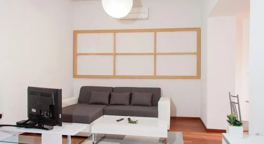 Mezzanine Apartment, Zagreb center by Irundo