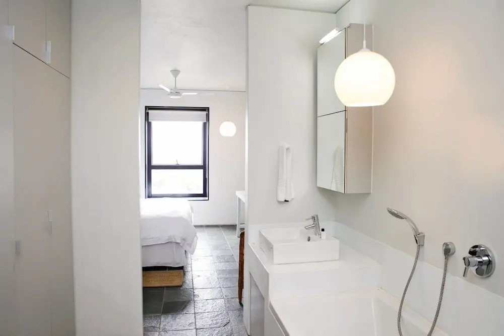 Dash Apartments