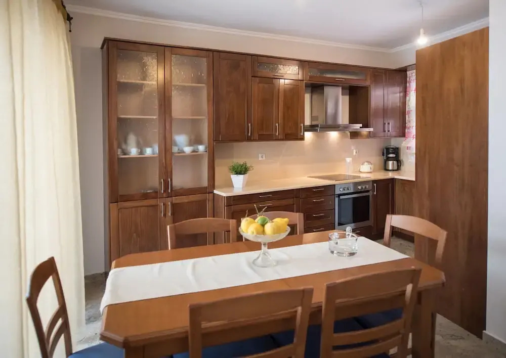 La Strada City House