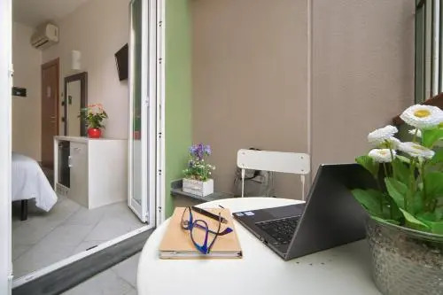 Hotel Residence Laigueglia free parking