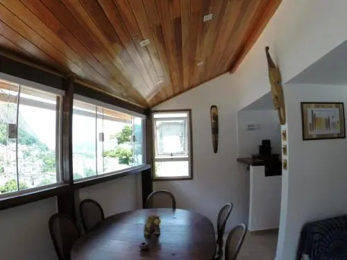 Aloha Club Hostel