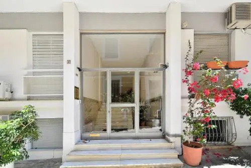 Plaka Elegant Apartment