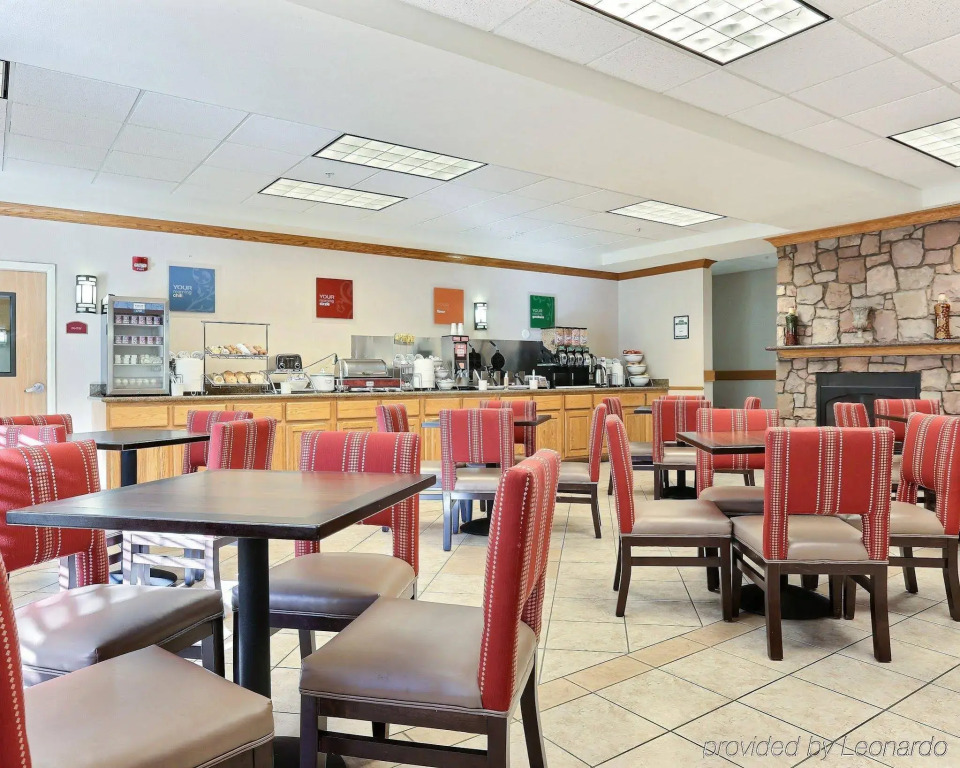 Comfort Suites Airport