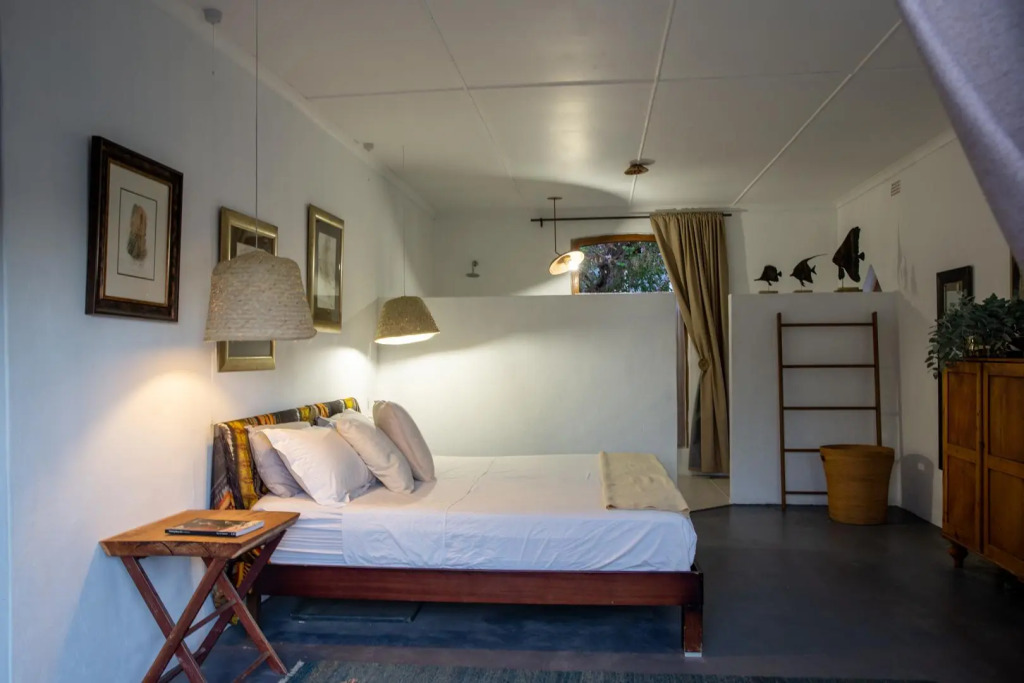 Ebonymoon Guest House