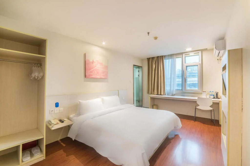 Hanting Hotel Wuhan Guangbutun Station