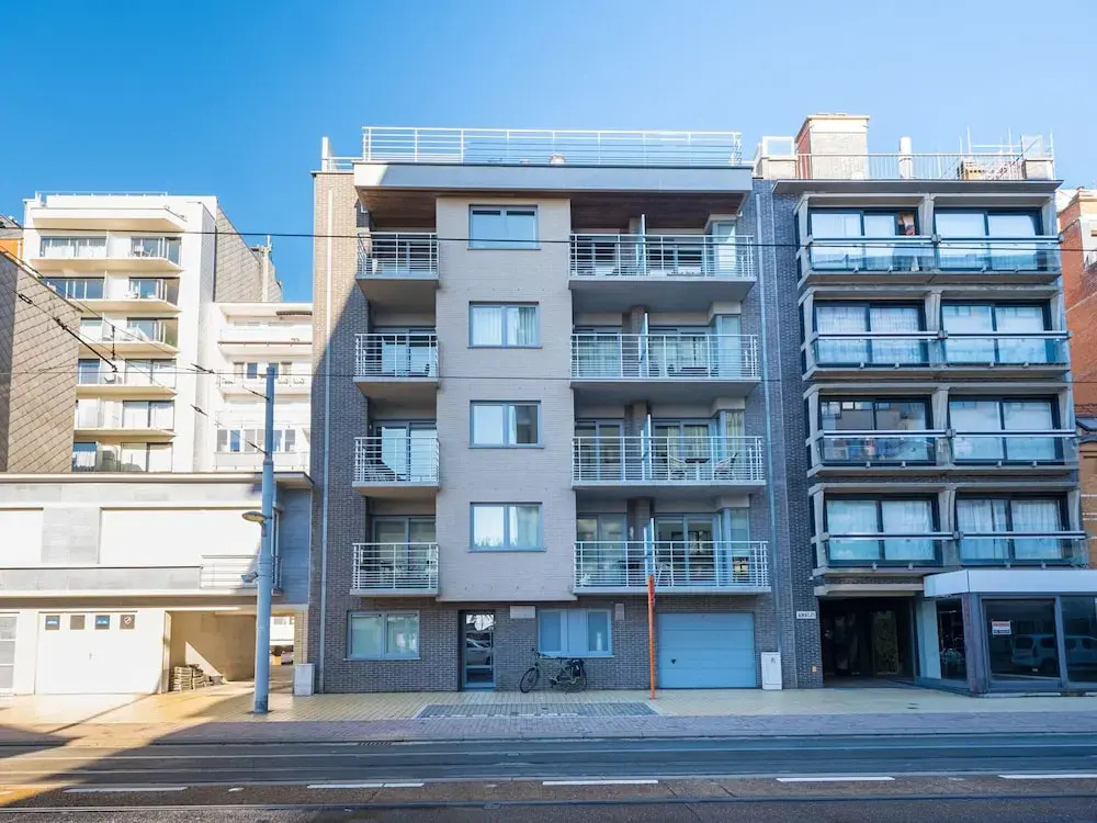 Exclusive Penthouse With 2 Sunny Terraces