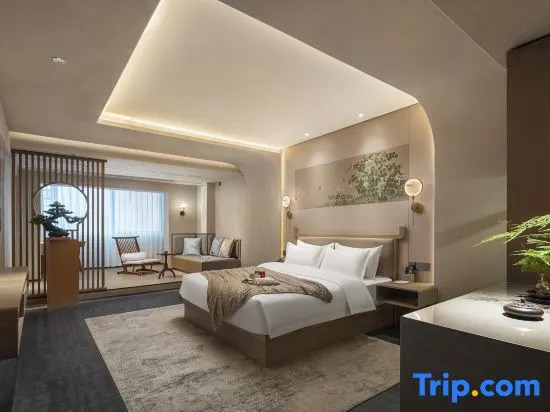Yinlu Hotel (Zhengzhou Railway Station West Square Erqi Wanda Plaza)