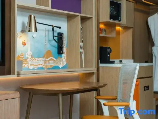 Home2 Suites By Hilton Jinan West Railway Station East Square