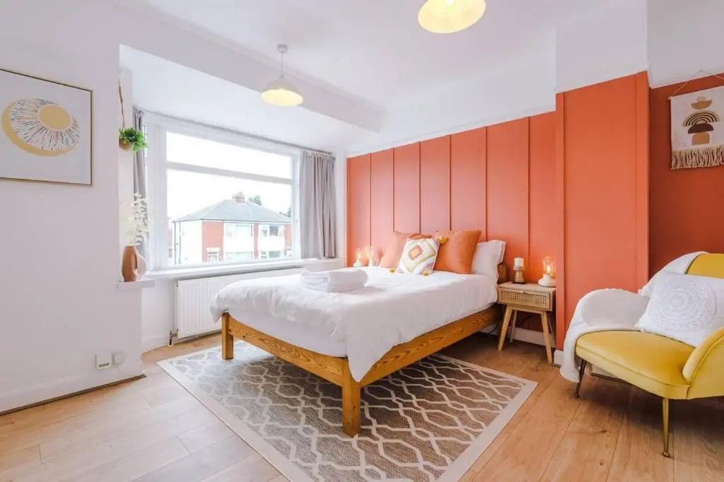 Elegant 2BD Family Retreat Blackpool Town!