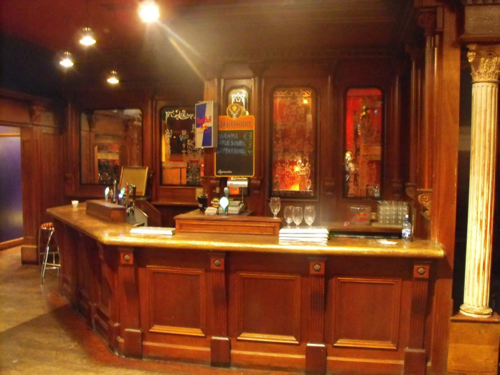 The Victoria Hotel