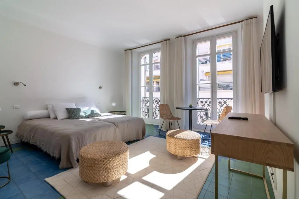La Guitare 31 - Nice, Modern Studio in Center of Cannes, Right Behind Grand Hotel