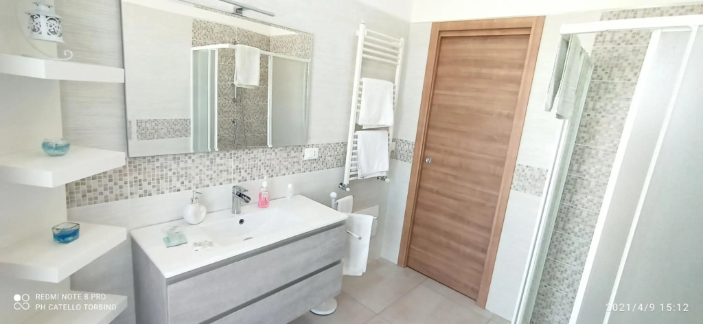 La Villa degli Dei - Parcheggio Privato, Aria Condizionata, Smart TV con Netflix, Giardino con Divanetti, Amaca e Altalena, Navetta per Aereoporto, Treno, Spiaggia