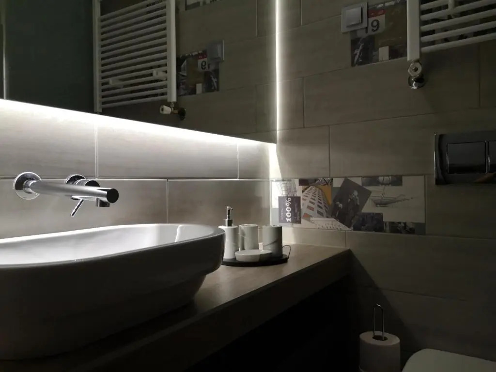 Apartment 22