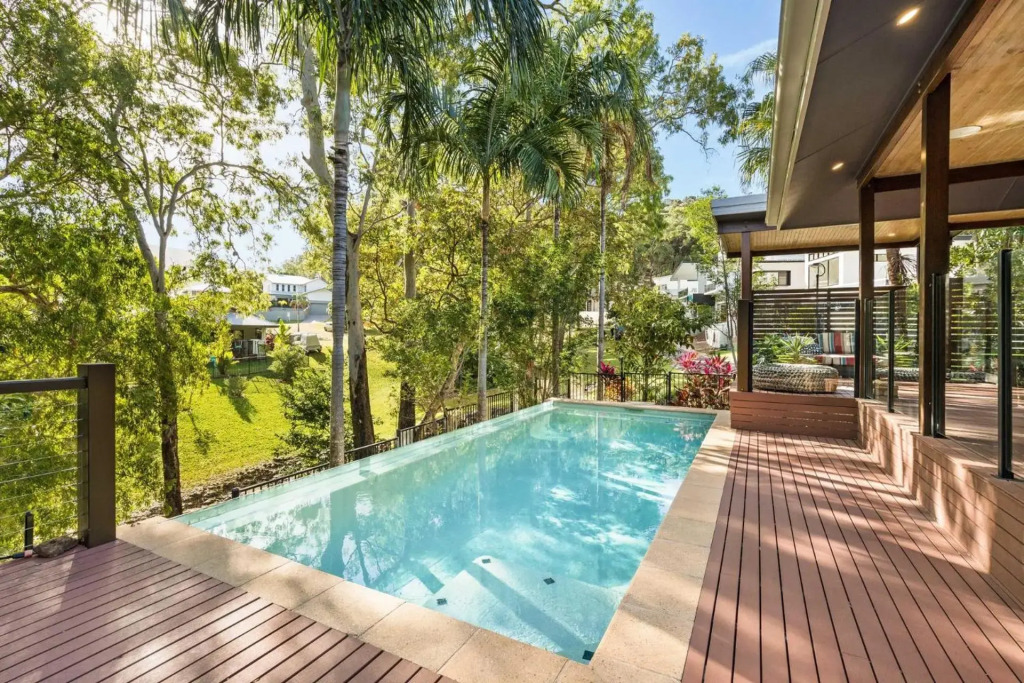 Belle Escapes Havenly Luxury Villa Palm Cove