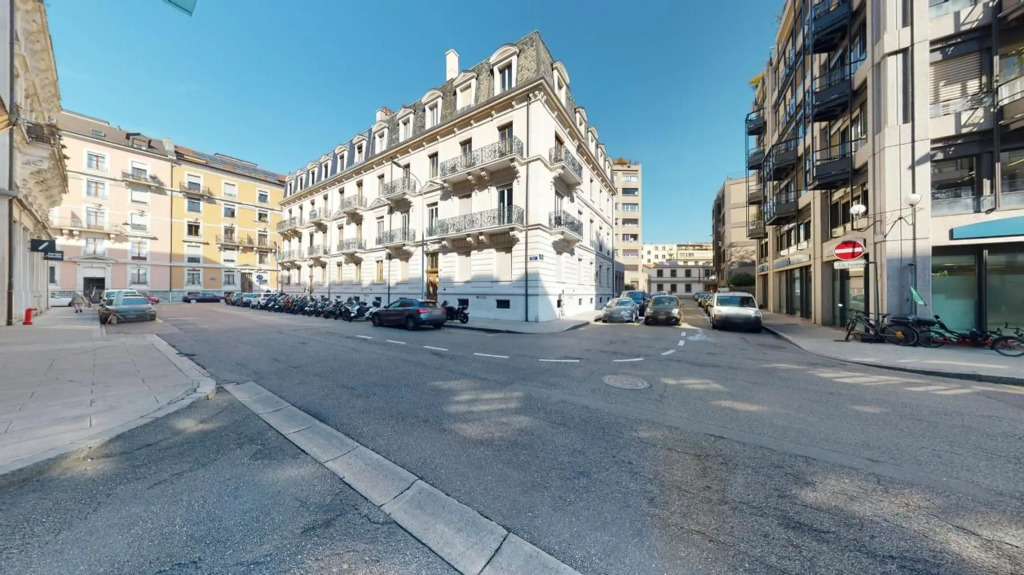 Magnificent two bedroom apartment in a luxury building