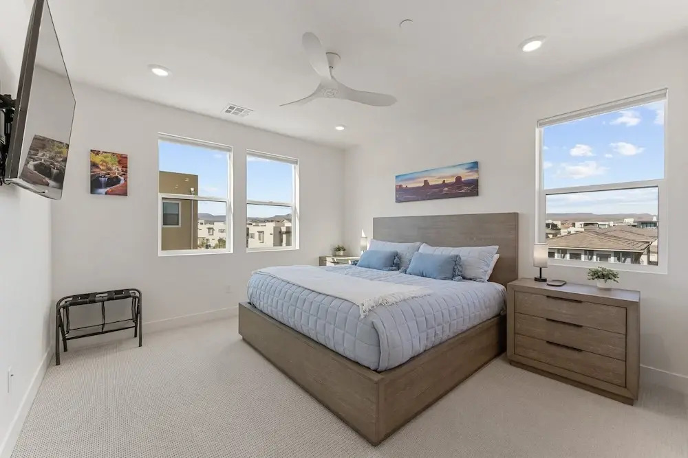 Red Rock Lagoon 3 Bedroom Condo
