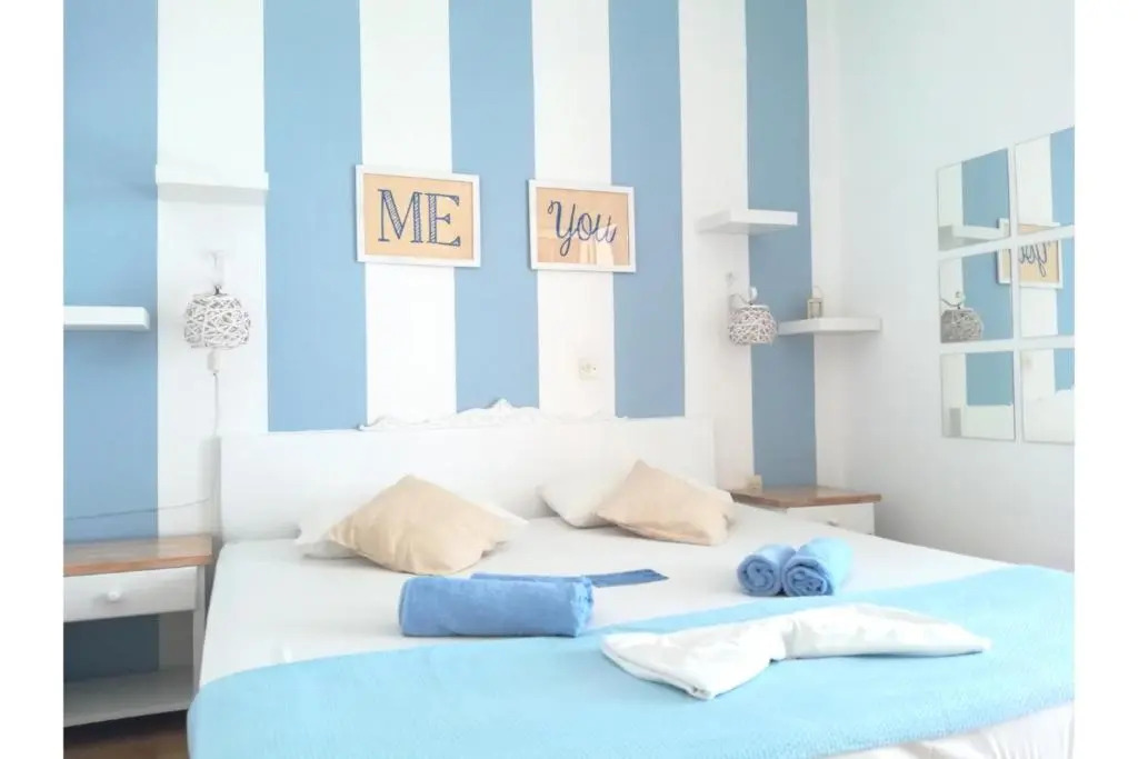 Livadia Seaside Studios 14
