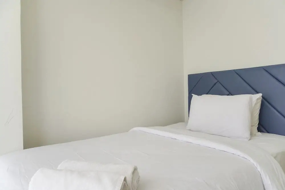 Modern Look And Comfy 2Br Gold Coast Apartment