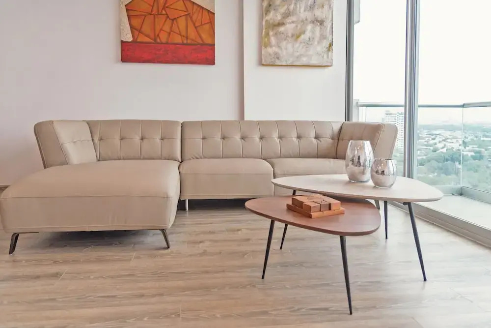 Modern Apartment, Park, Pool, Gym, Foundry & Center - 1KSB, 4SB, 2 BTH by Mty