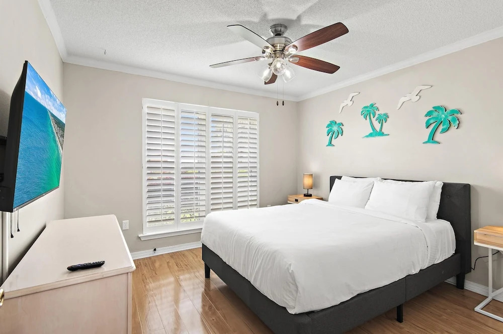 Bambas Beach House