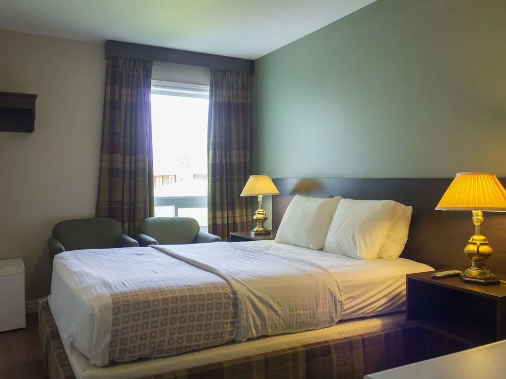 Leelas Villa Inn Flesherton