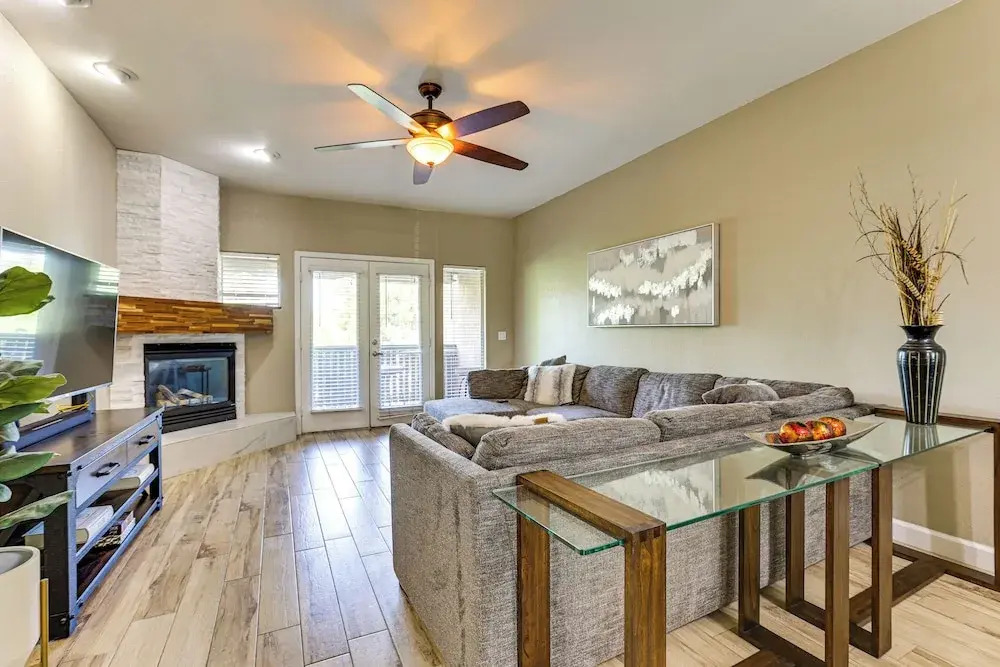 1 Mi to Old Town! Golf Getaway in Pueblo Verde