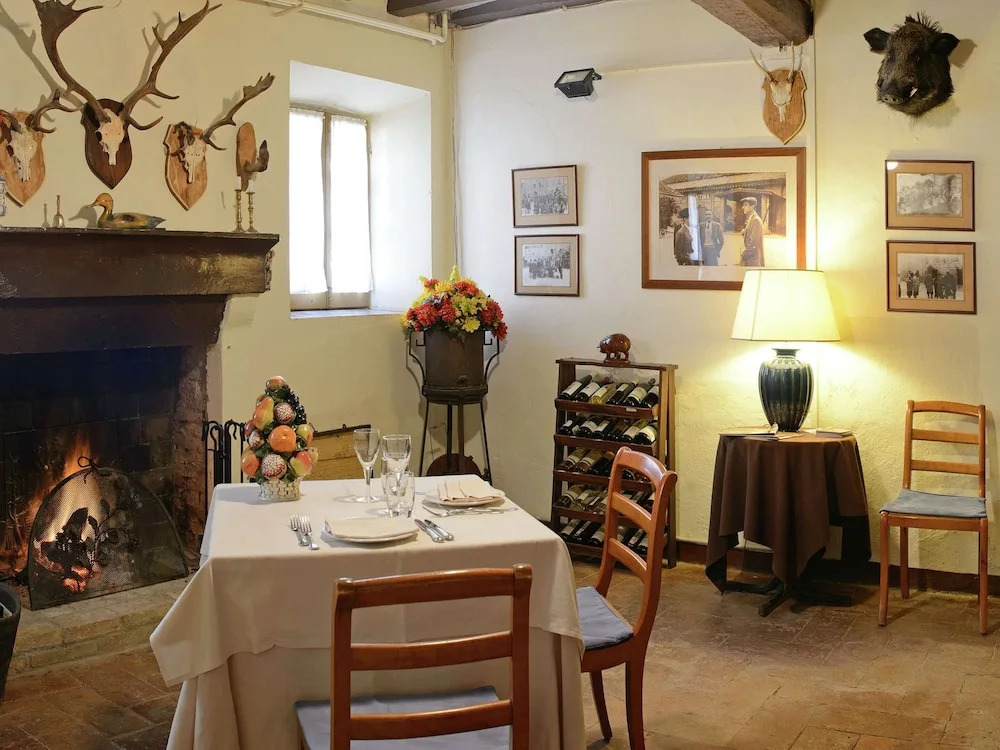 Apartment in a 19th Century Building, in the Hills With Stunning Views, Wifi