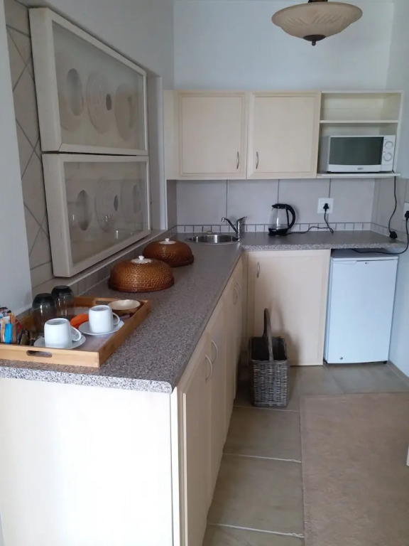 115 On Beachy Head Drive Guest House
