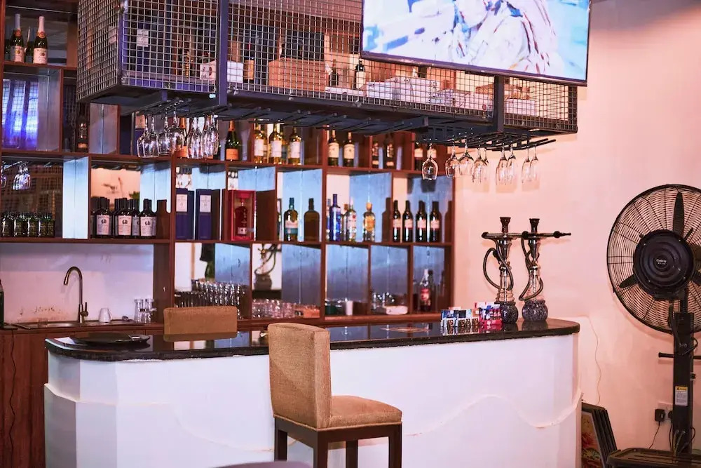 Saint Tropez Hotel and Suites