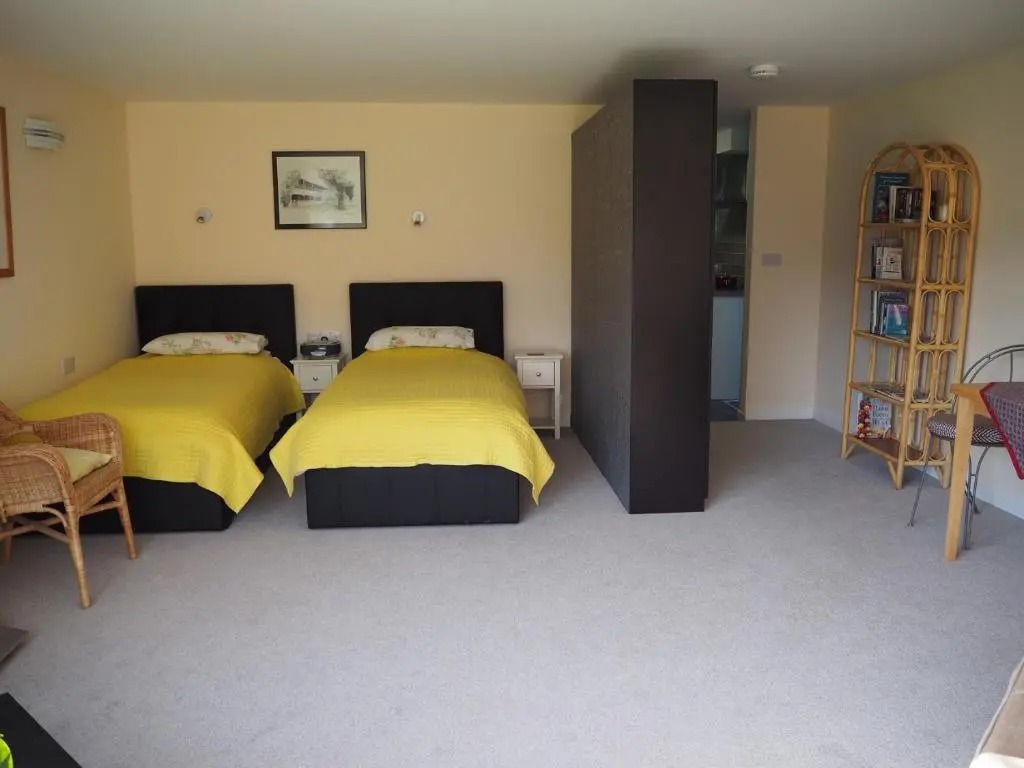 Truro apartment in a stunning quiet location