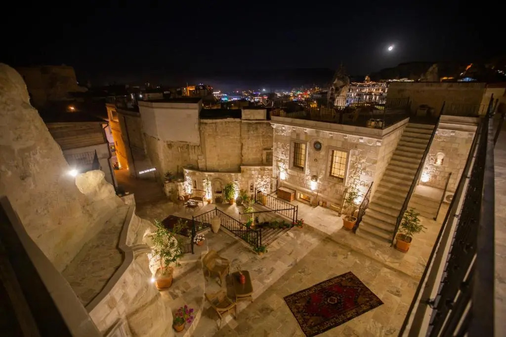 Zara Cave Hotel