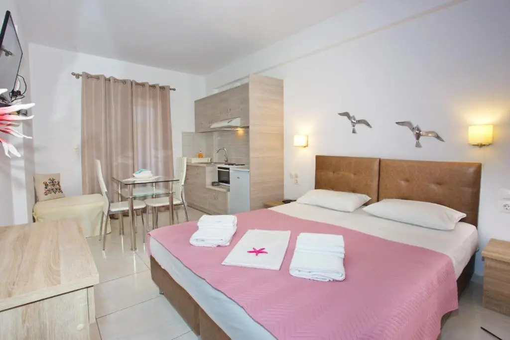 Aspous Studios and Rooms