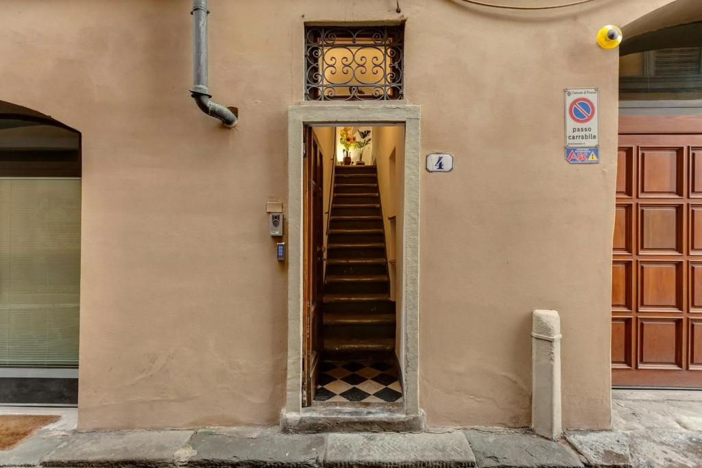 Geppi's Apartments