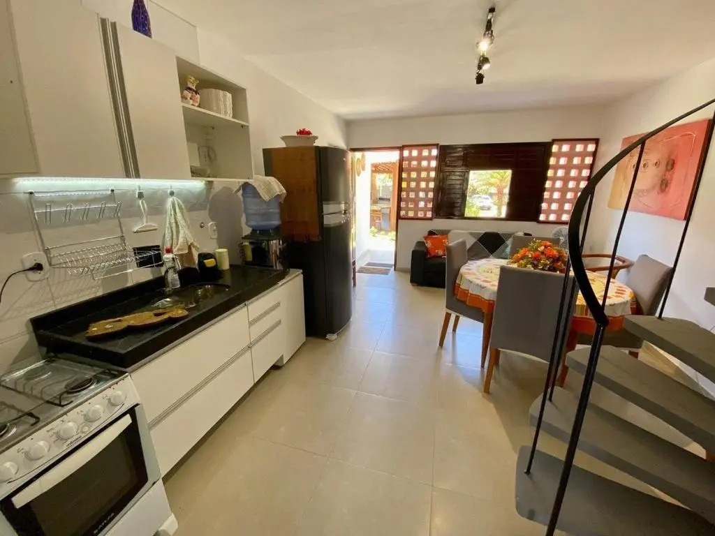 Casa duplex, com 3/4, na Praia do Francês/AL