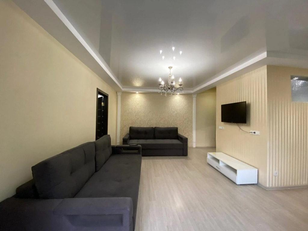 Spacious 1-bedroom near Most City Center
