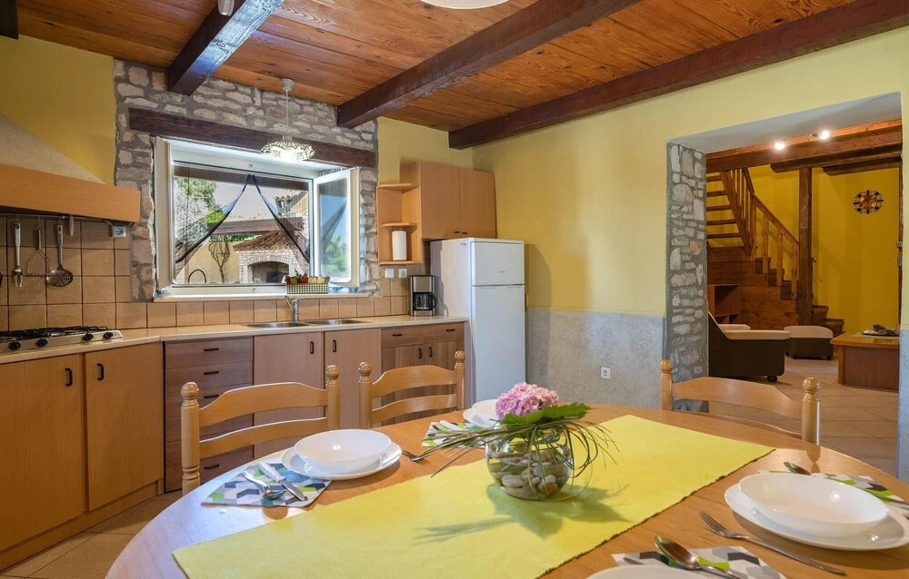Two-Bedroom Holiday Home Sarici With An Outdoor Swimming Pool 08