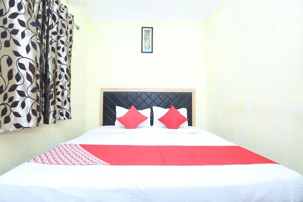 OYO Flagship 26160 Hotel Multi Star