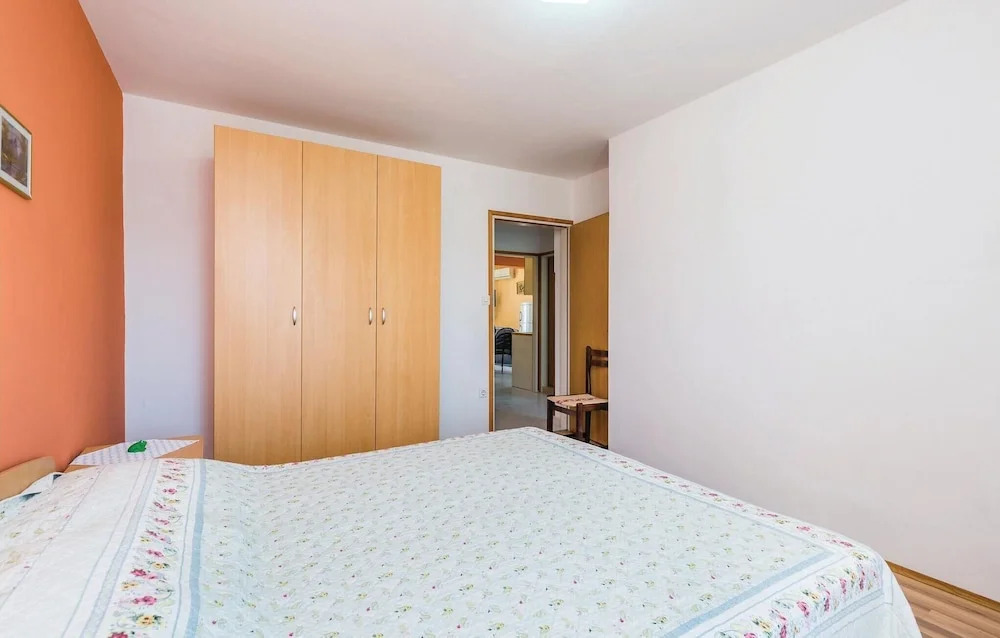 Amazing Home in Kampor With Wifi and 2 Bedrooms